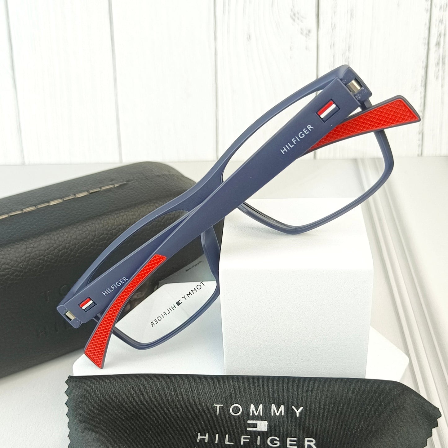 TOMMY HILFIGER TH1747