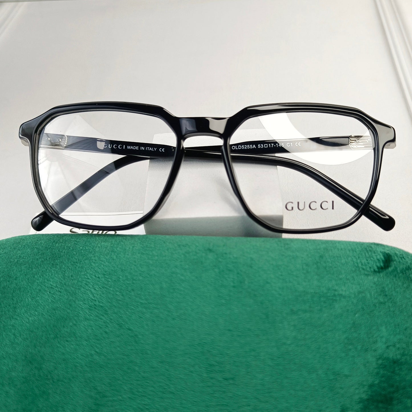 GUCCI EYEWEAR