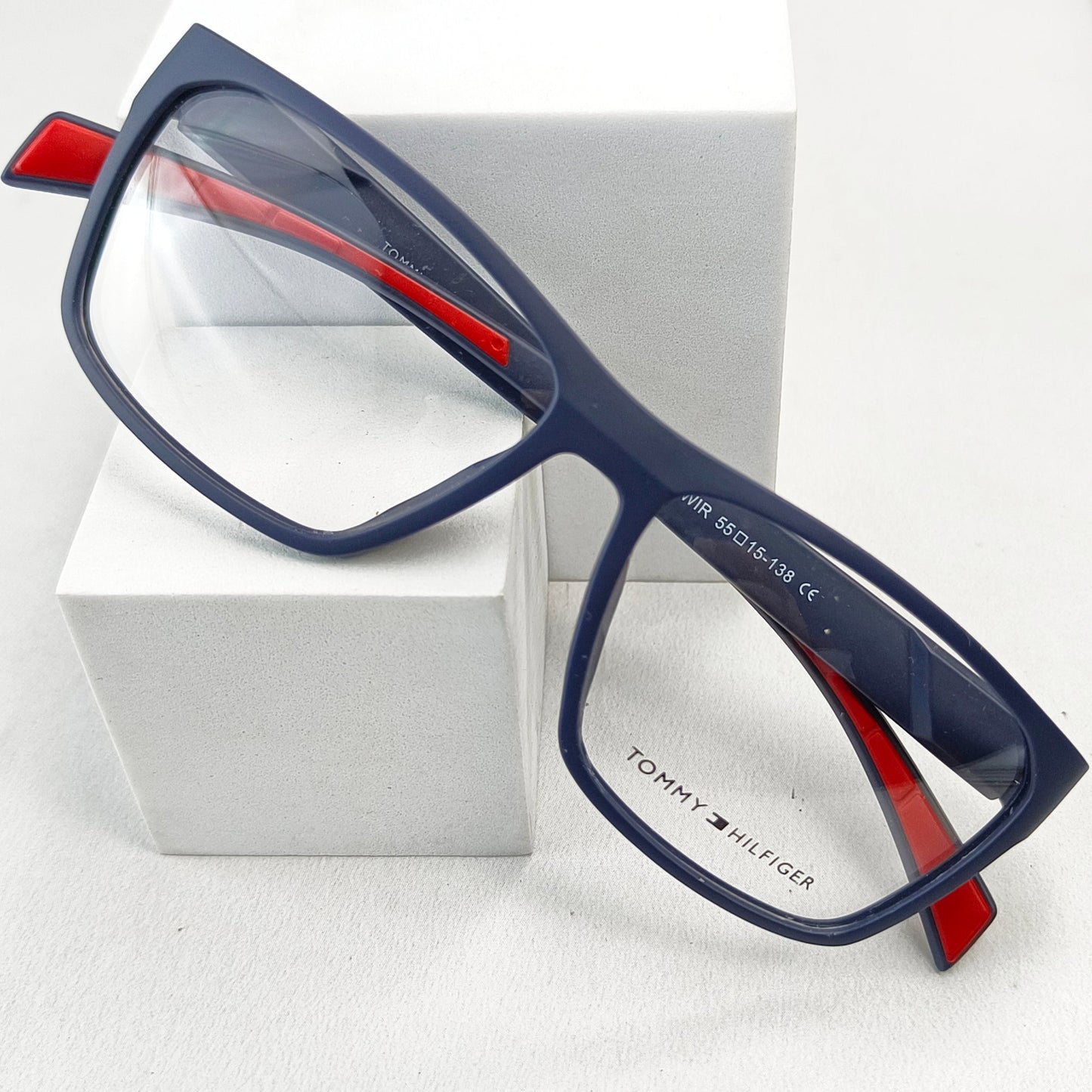 TOMMY HILFIGER TH1747