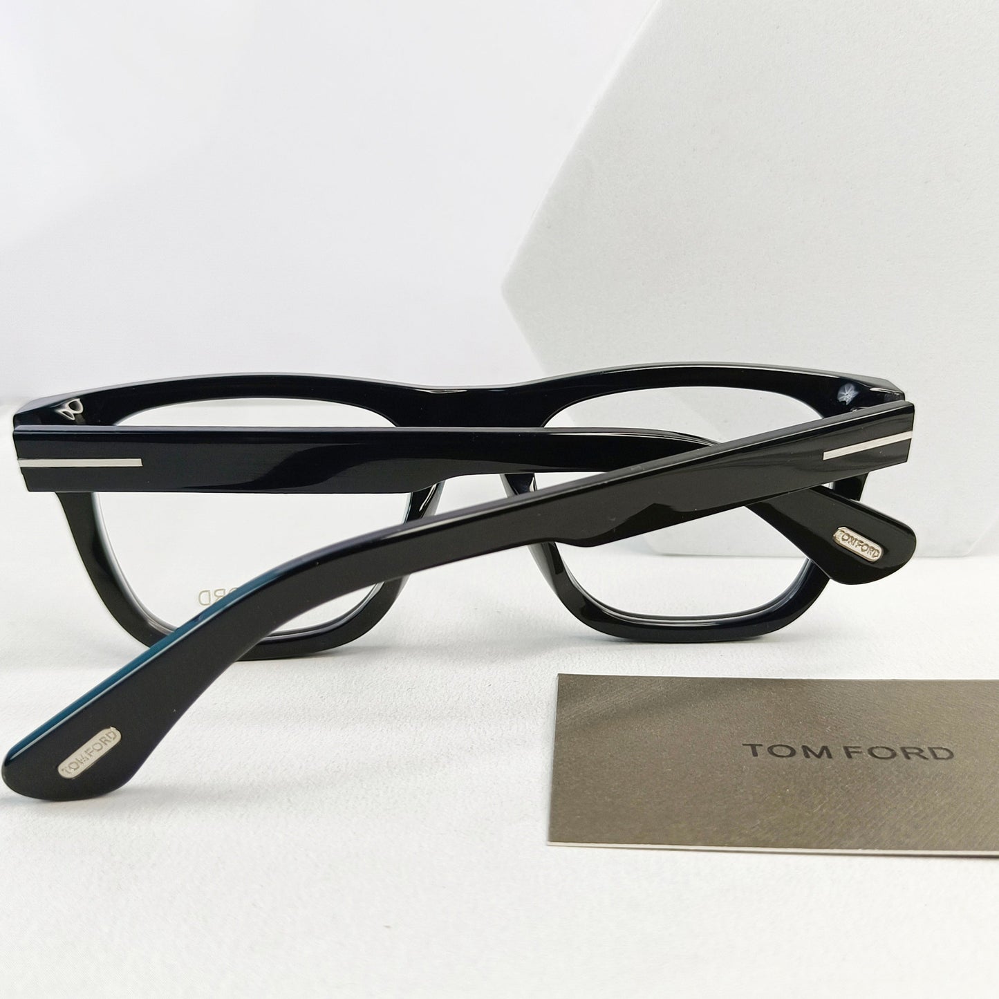 TOMFORD TF5812