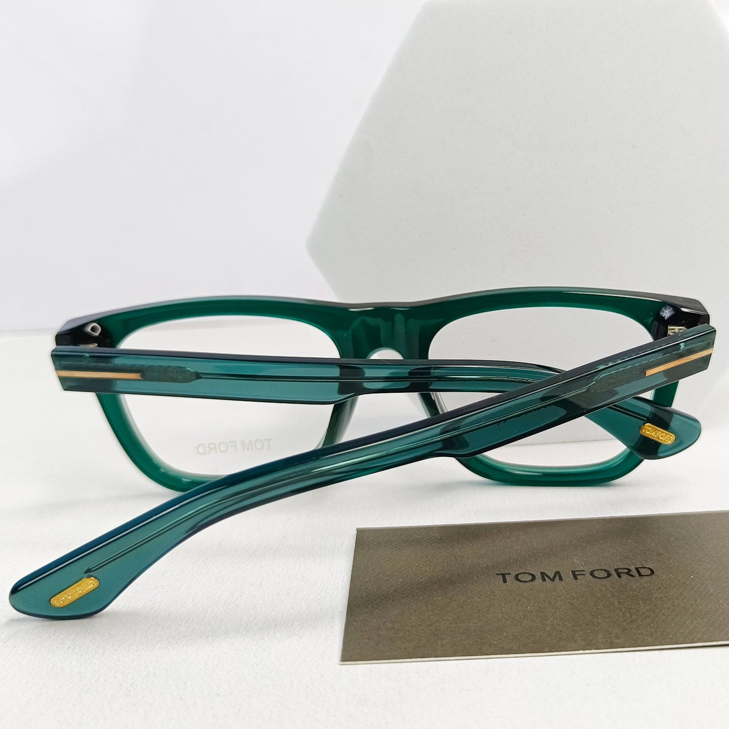 TOMFORD TF5812