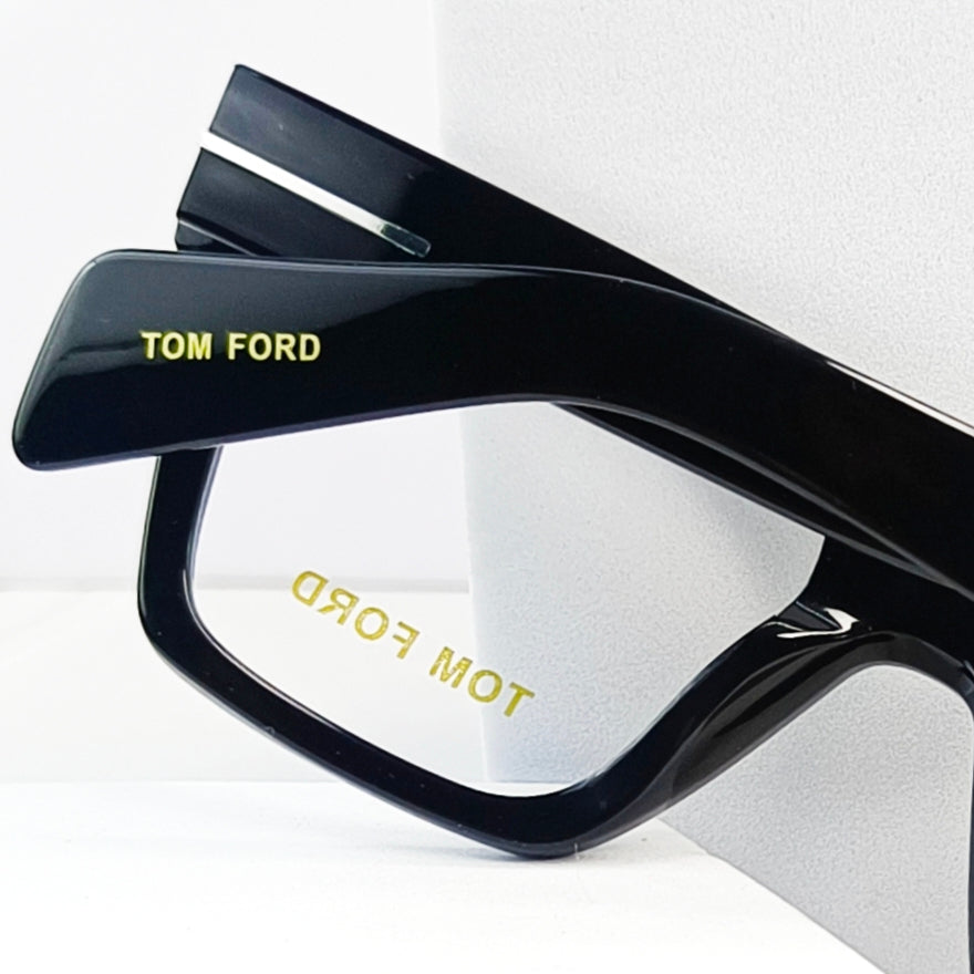 TOMFORD TF5461