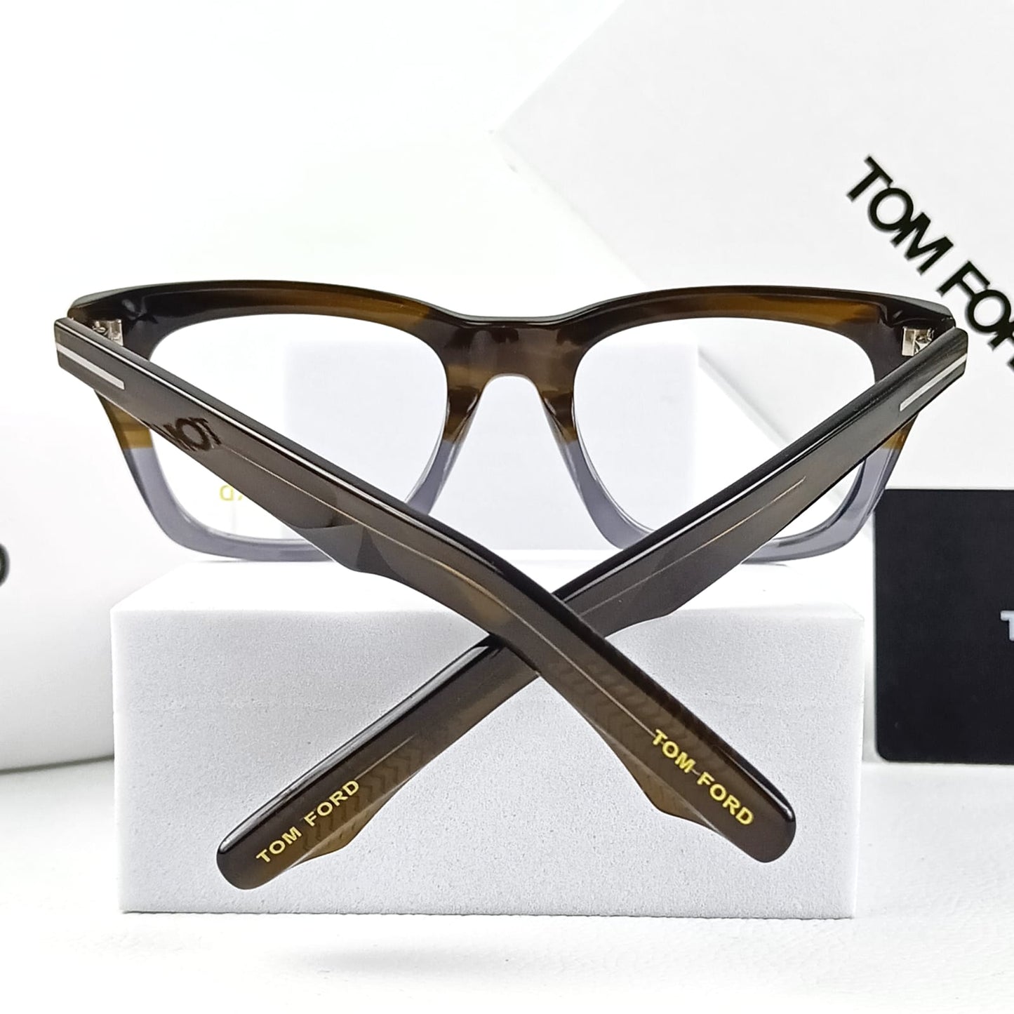 TOM FORD EYEWEAR