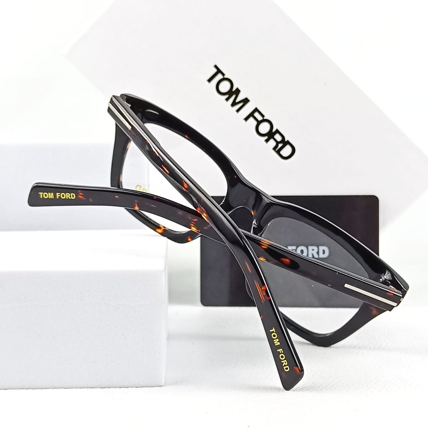 TOM FORD EYEWEAR