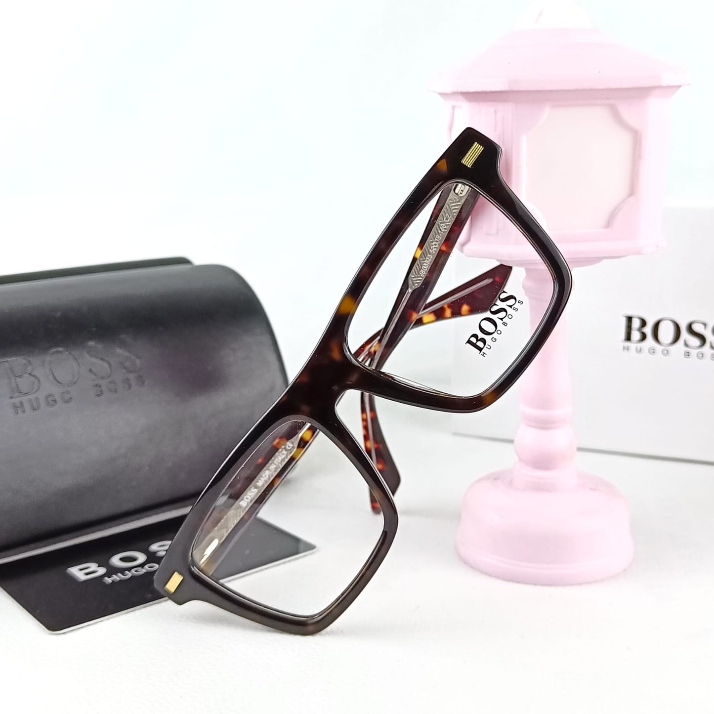 BOSS EYEWEAR