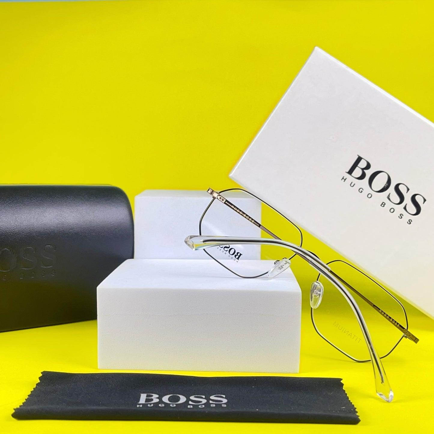 HUGO BOSS EYEWEAR