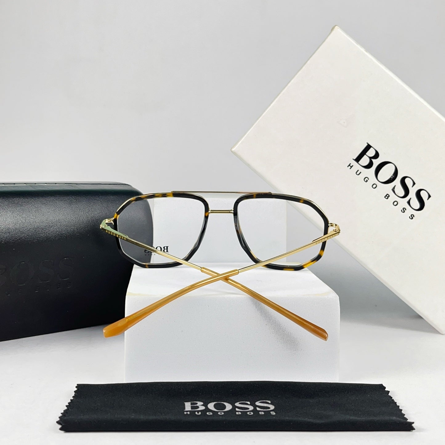 HUGO BOSS EYEWEAR