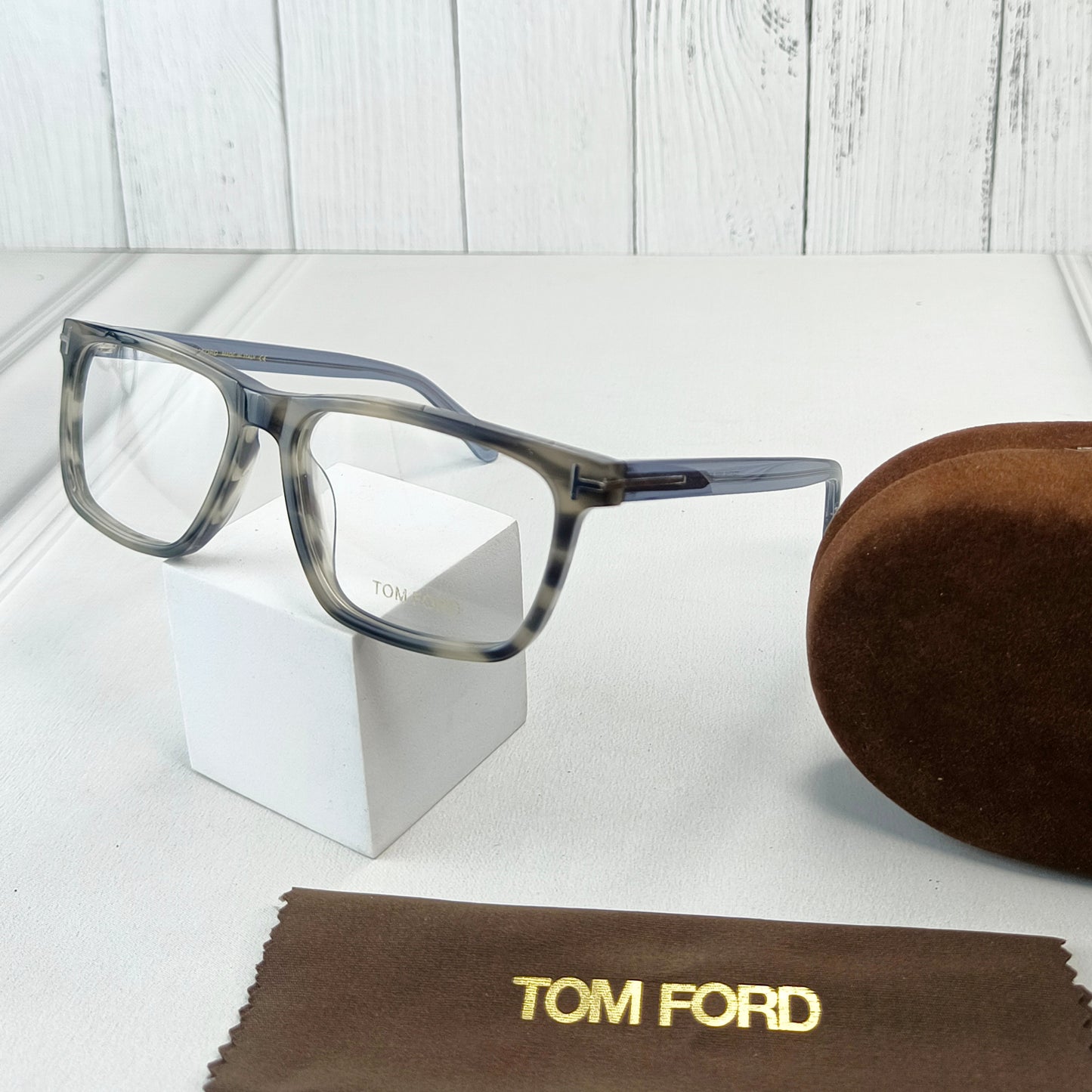 TOMFORD EYEWEAR